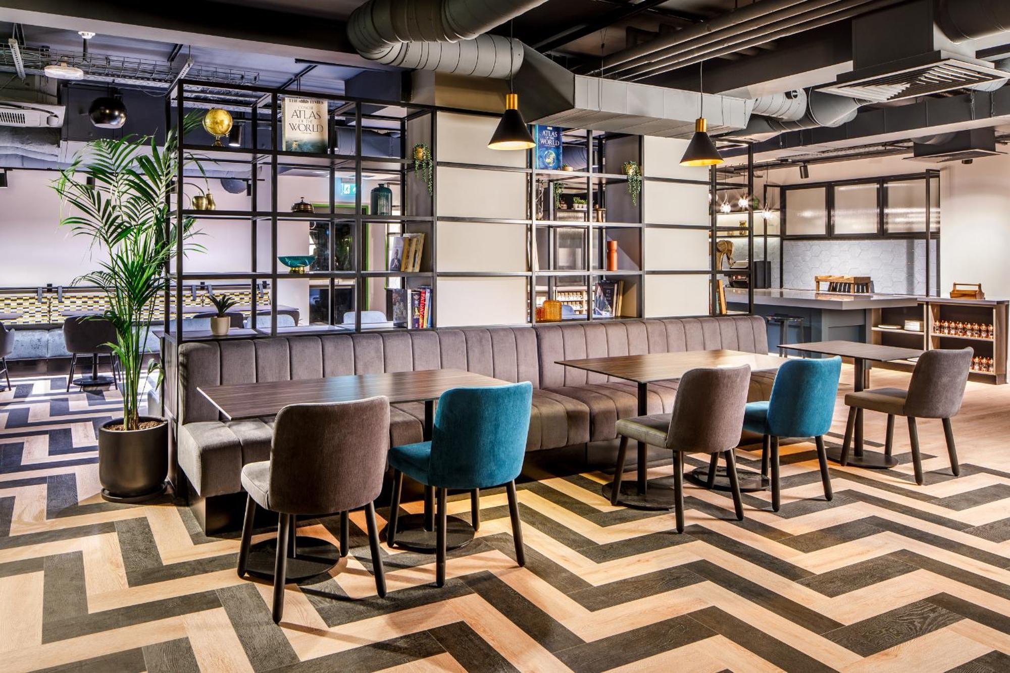 Southgate Hotel London East Barnet Экстерьер фото